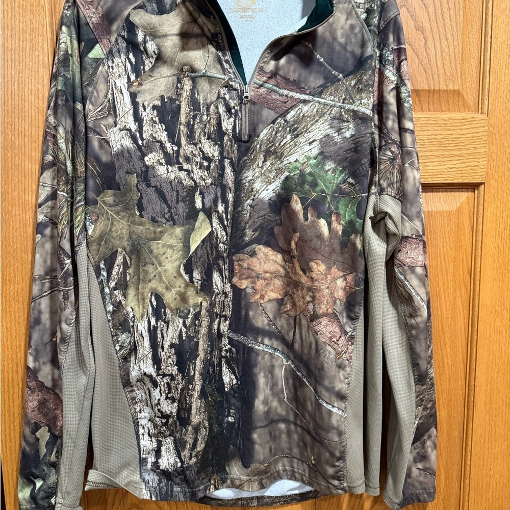 Mossy Oak Men’s Camouflage Hunting Quarter-Zip Pullover